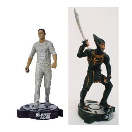 Planet of the Apes Leo + Thade Statues Neca
