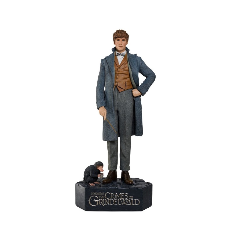 Newt Scamander Life Size Statue Oxmox