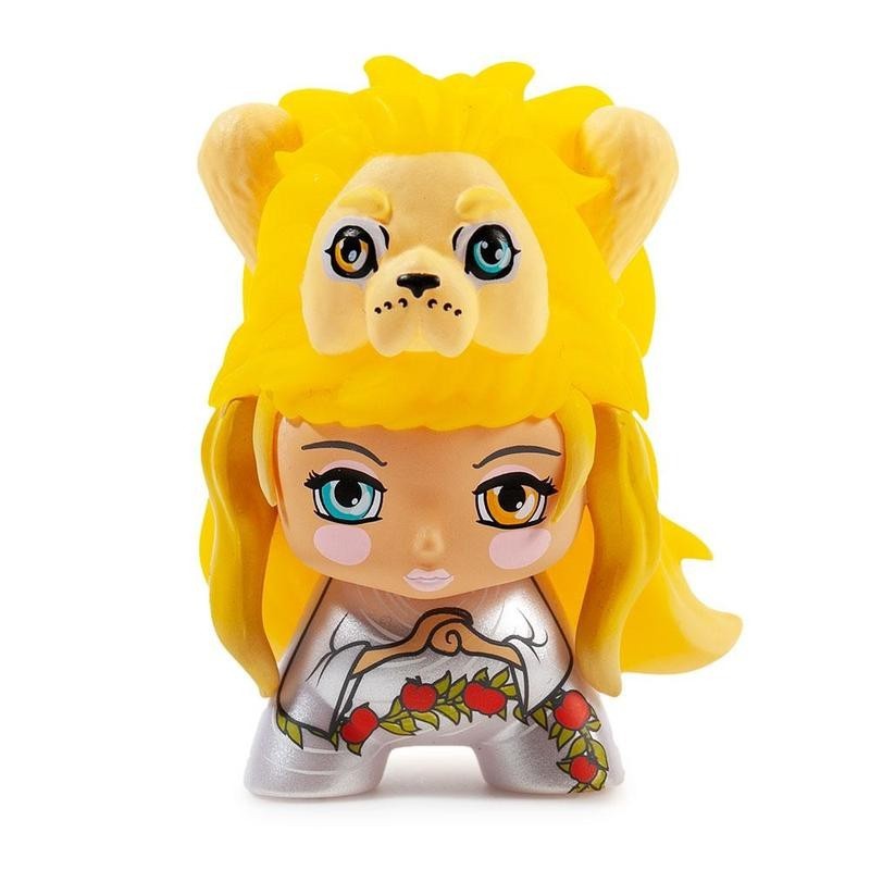 Strength 2/20 Arcane Divination: The Lost Cards Dunny Series Camilla d'Errico 3-Inch Figurine Kidrobot