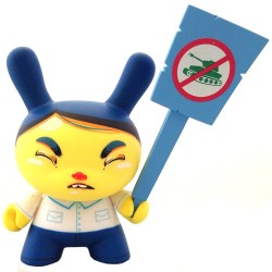 Tiananman Dunny Series 1/20 Luihz Unreal 3-Inch Figurine Kidrobot