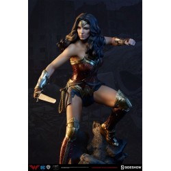 Wonder Woman - Batman v Superman Premium Format™ Statue Sideshow